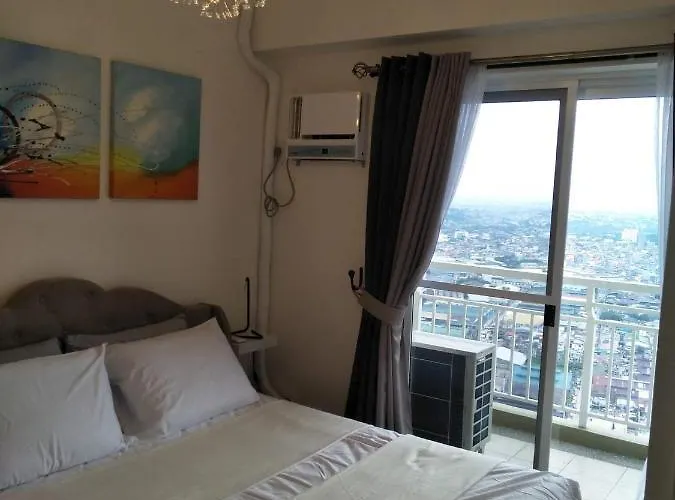 Cloverleaf Vista At The Celandine Apartahotel *
