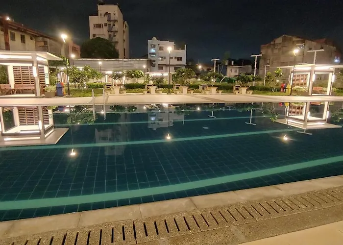 Apartahotel Cloverleaf Vista At The Celandine *
